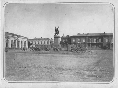 Памятник Войсковому атаману графу Матвею Ивановичу Платову. 1875